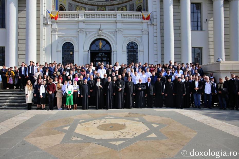 Facultatea de Teologie Ortodoxă „Dumitru Stăniloae” din Iași a început un nou an universitar / Foto: Flavius Popa Facultatea de Teologie Ortodoxă „Dumitru Stăniloae” din Iași a început un nou an universitar / Foto: Flavius Popa